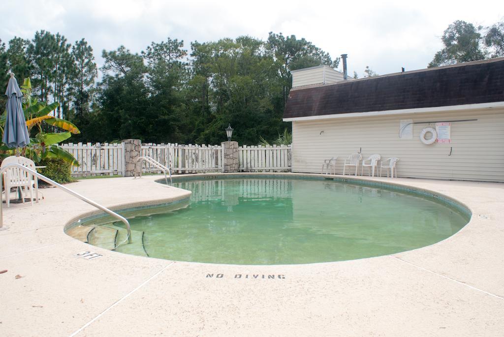 Executive Inn Jacksonville Exterior photo